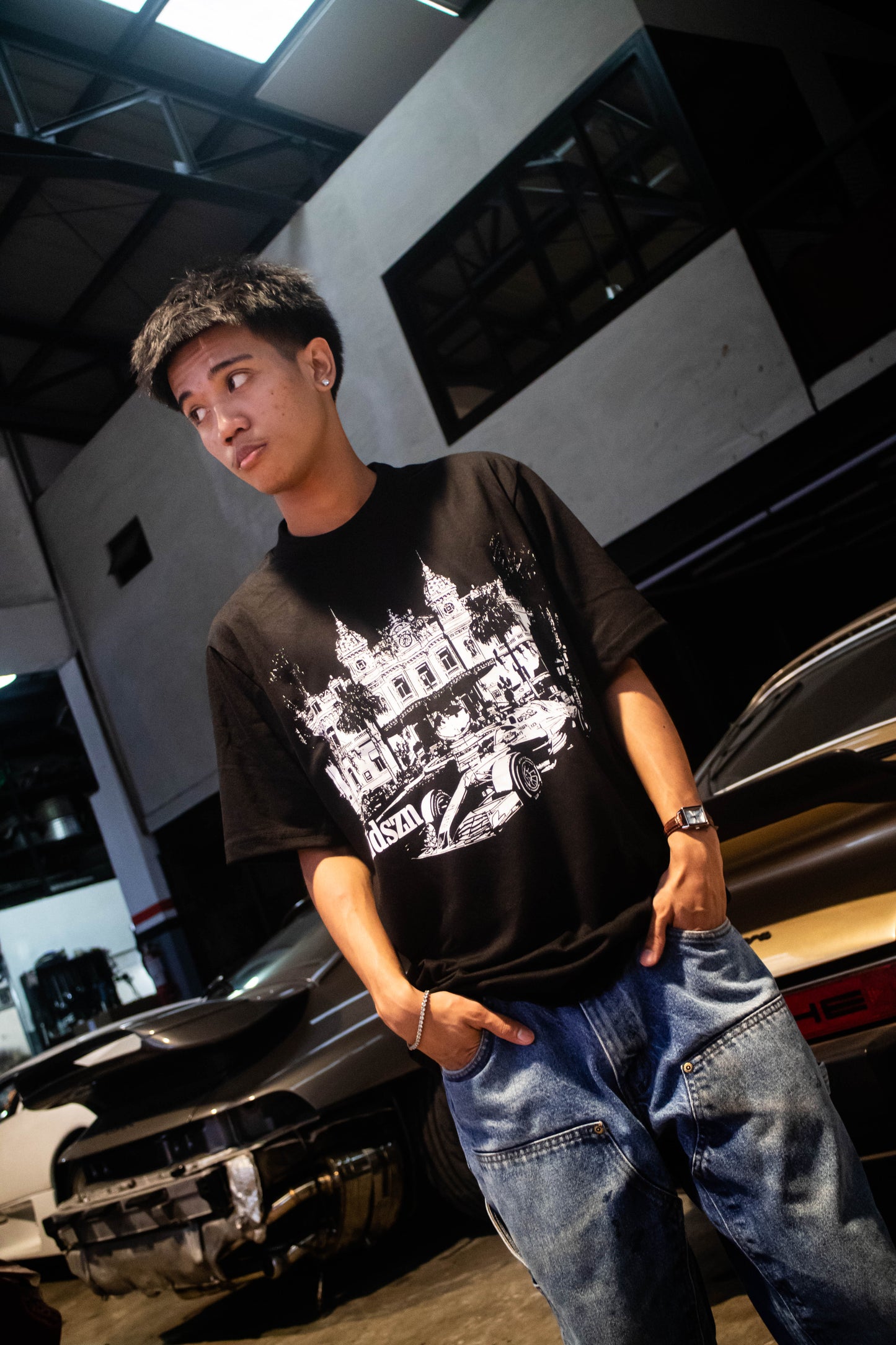 'Casino' Classic Fit Tee (Black)