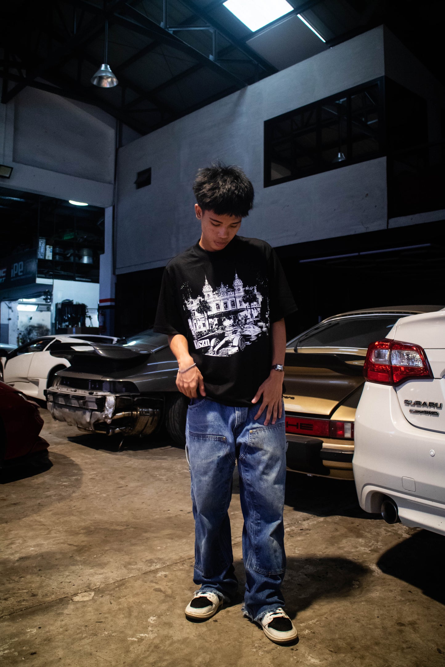 'Casino' Classic Fit Tee (Black)